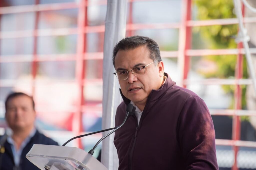 CHAPULINEO POLICIAL 1-