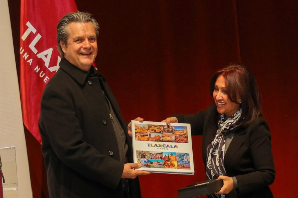 Tlaxcala conmemora el LXV aniversario luctuoso de Miguel N. Lira y fortalece su identidad como Territorio Lector 6 image 63-